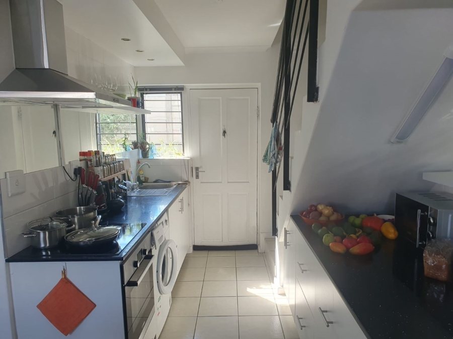 2 Bedroom Property for Sale in Maitland Western Cape